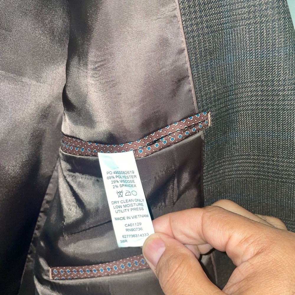 Very Sharp Gently Worn Brown Blazer - image 3